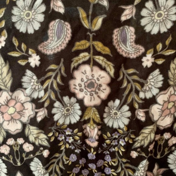 Divided Nouveau Floral Peplum Blouse - Picture 3 of 3